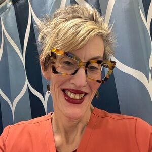 Meet your Posher, Tara